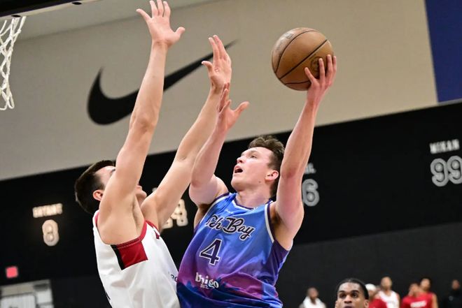 南湾湖人险胜苏福克斯天力 克内克特三分低迷引