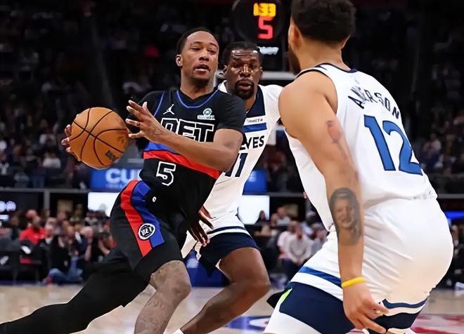 雷霆锁定常规赛第一 马刺11连胜领跑西部争夺战