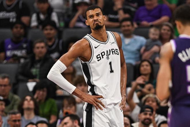 马刺21战19胜文班亚马提前考虑季后赛