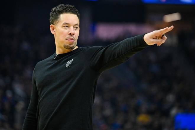 马刺21战19胜文班亚马提前考虑季后赛