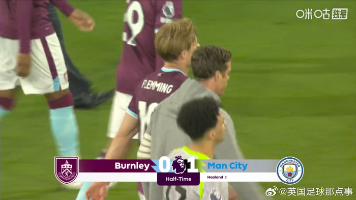 曼城半场1-0领先伯恩利，英超焦点战悬念未定